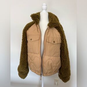 Universal Thread Tan and Olive Jacket